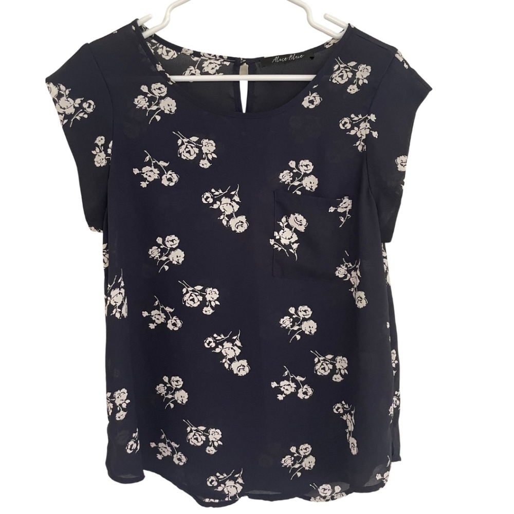 Alice Blue Bushnell One Pocket Blouse in Medium